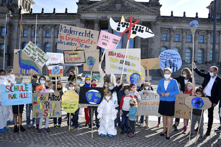 Fototermin anlässlich des Weltkindertags 2020 in Berlin