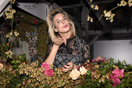 Almauftrieb in der Käfer Schänke in München