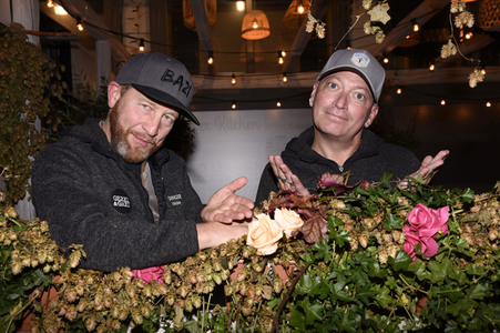 Almauftrieb in der Käfer Schänke in München