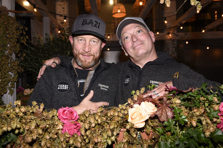 Almauftrieb in der Käfer Schänke in München