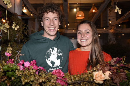 Almauftrieb in der Käfer Schänke in München