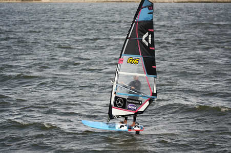 Foil-Surfer auf Norderney