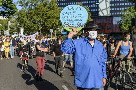 Demonstration 'Es reicht! - Wir haben Platz' in Berlin