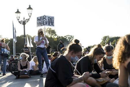 Demonstration 'Es reicht! - Wir haben Platz' in Berlin