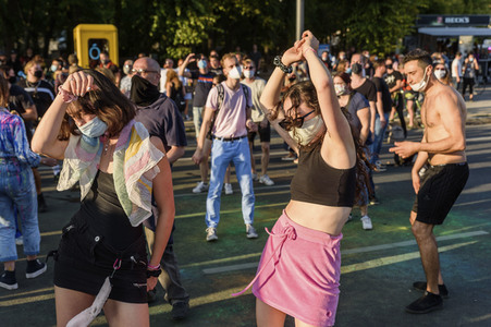 Techno-Parade zum World Peace Day in Berlin