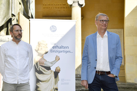 Start der Spendenkampagne zur Sanierung der Campanile der Friedenskirche in Potsdam