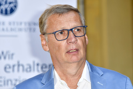 Start der Spendenkampagne zur Sanierung der Campanile der Friedenskirche in Potsdam