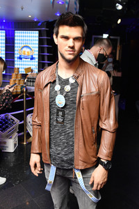 Oktoberfest Opening im Madame Tussauds in Berlin