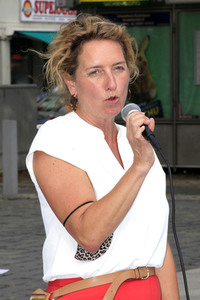 Aktion von Caren Lay in Görlitz