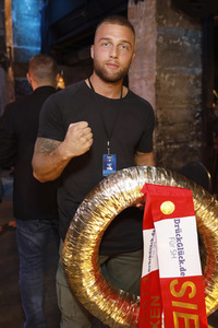 2. Kampfabend 'Das große SAT.1 Promiboxen' in Köln