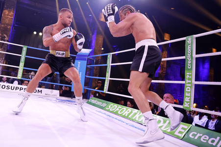 2. Kampfabend 'Das große SAT.1 Promiboxen' in Köln