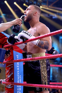 2. Kampfabend 'Das große SAT.1 Promiboxen' in Köln