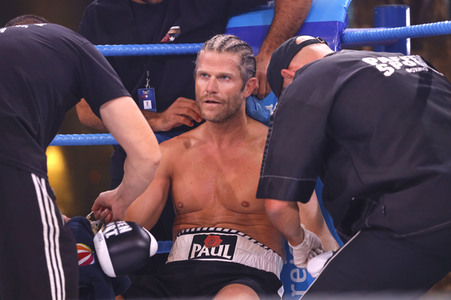 2. Kampfabend 'Das große SAT.1 Promiboxen' in Köln