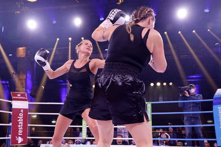 2. Kampfabend 'Das große SAT.1 Promiboxen' in Köln