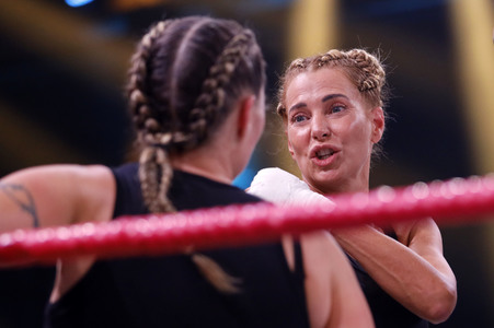 2. Kampfabend 'Das große SAT.1 Promiboxen' in Köln