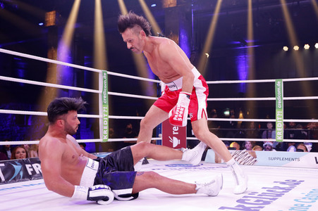 2. Kampfabend 'Das große SAT.1 Promiboxen' in Köln