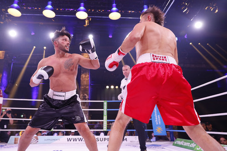 2. Kampfabend 'Das große SAT.1 Promiboxen' in Köln