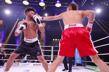 2. Kampfabend 'Das große SAT.1 Promiboxen' in Köln