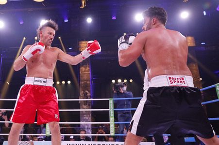 2. Kampfabend 'Das große SAT.1 Promiboxen' in Köln