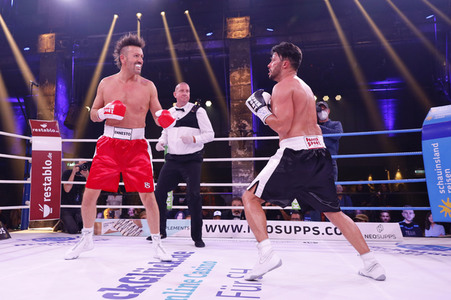 2. Kampfabend 'Das große SAT.1 Promiboxen' in Köln