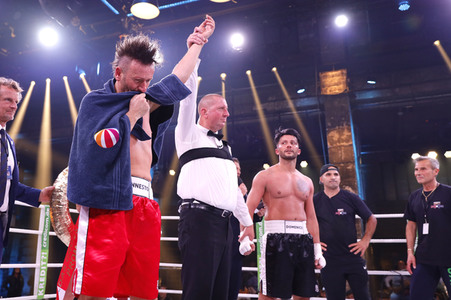 2. Kampfabend 'Das große SAT.1 Promiboxen' in Köln