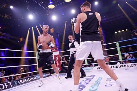 2. Kampfabend 'Das große SAT.1 Promiboxen' in Köln