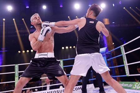 2. Kampfabend 'Das große SAT.1 Promiboxen' in Köln