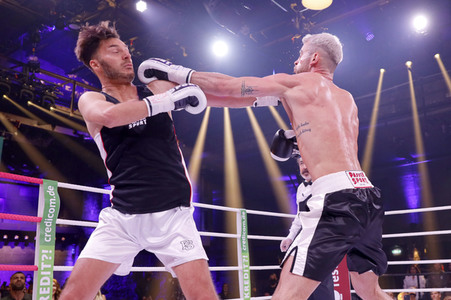 2. Kampfabend 'Das große SAT.1 Promiboxen' in Köln