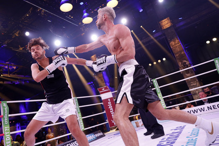 2. Kampfabend 'Das große SAT.1 Promiboxen' in Köln