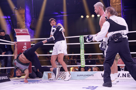 2. Kampfabend 'Das große SAT.1 Promiboxen' in Köln