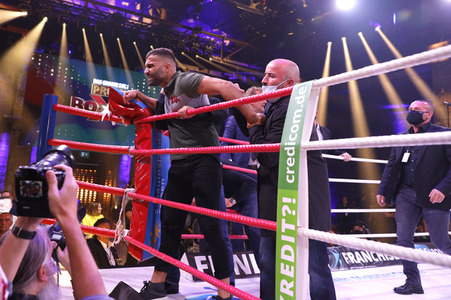 2. Kampfabend 'Das große SAT.1 Promiboxen' in Köln