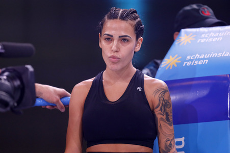 2. Kampfabend 'Das große SAT.1 Promiboxen' in Köln