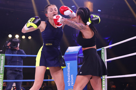 2. Kampfabend 'Das große SAT.1 Promiboxen' in Köln