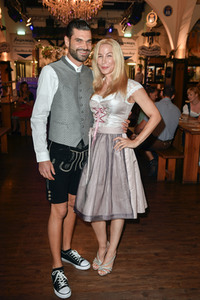 Bergfest der 9. Hofbräu Berlin Wiesn in Berlin