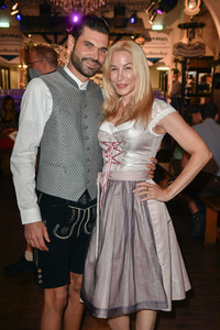 Bergfest der 9. Hofbräu Berlin Wiesn in Berlin