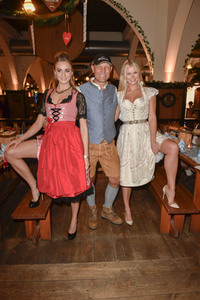 Bergfest der 9. Hofbräu Berlin Wiesn in Berlin