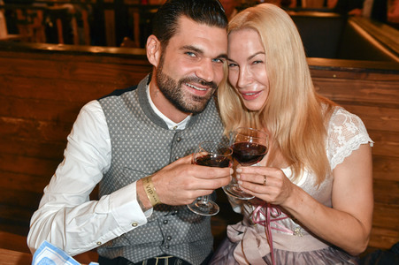 Bergfest der 9. Hofbräu Berlin Wiesn in Berlin