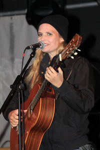 Konzert von Dota Kehr in Ostritz