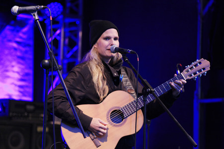 Konzert von Dota Kehr in Ostritz