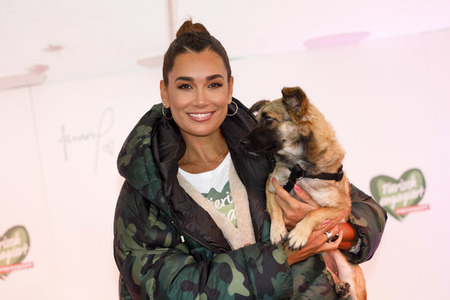 Tierheim-Pressetermin mit Jana Ina Zarrella in Köln