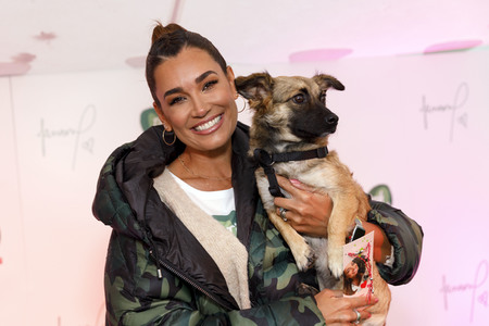 Tierheim-Pressetermin mit Jana Ina Zarrella in Köln