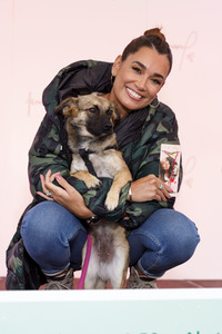 Tierheim-Pressetermin mit Jana Ina Zarrella in Köln