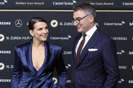 Filmpremiere 'La bonne épouse' und Verleihung des ZFF Golden Icon Award, Zurich Film Festival 2020