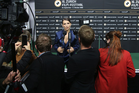 Filmpremiere 'La bonne épouse' und Verleihung des ZFF Golden Icon Award, Zurich Film Festival 2020