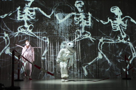 Theaterprobe 'Death Positive - States of Emergency' in Berlin