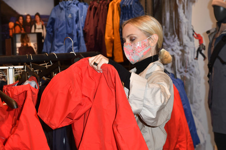 Wiedereröffnung des Globetrotter in Berlin