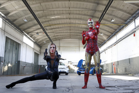 GEEK ART: Iron Woman und Black Widow Bodypainting