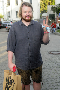 Ankünfte zur Aufzeichnung der TV-Show 'Die große Silvester Schlagerparty 2020' in Leipzig