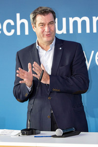 Hightech Summit 'KI und Supertech für den Menschen' in Bamberg