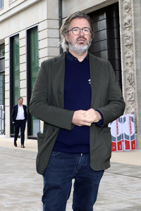 Einweihung der Skulpturen 'Gesellschaftsspiegel' in Hamburg